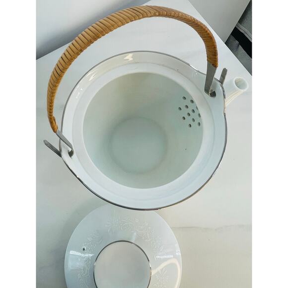 Noritake White Tea Set with Silver Accents - Picture 8 of 15